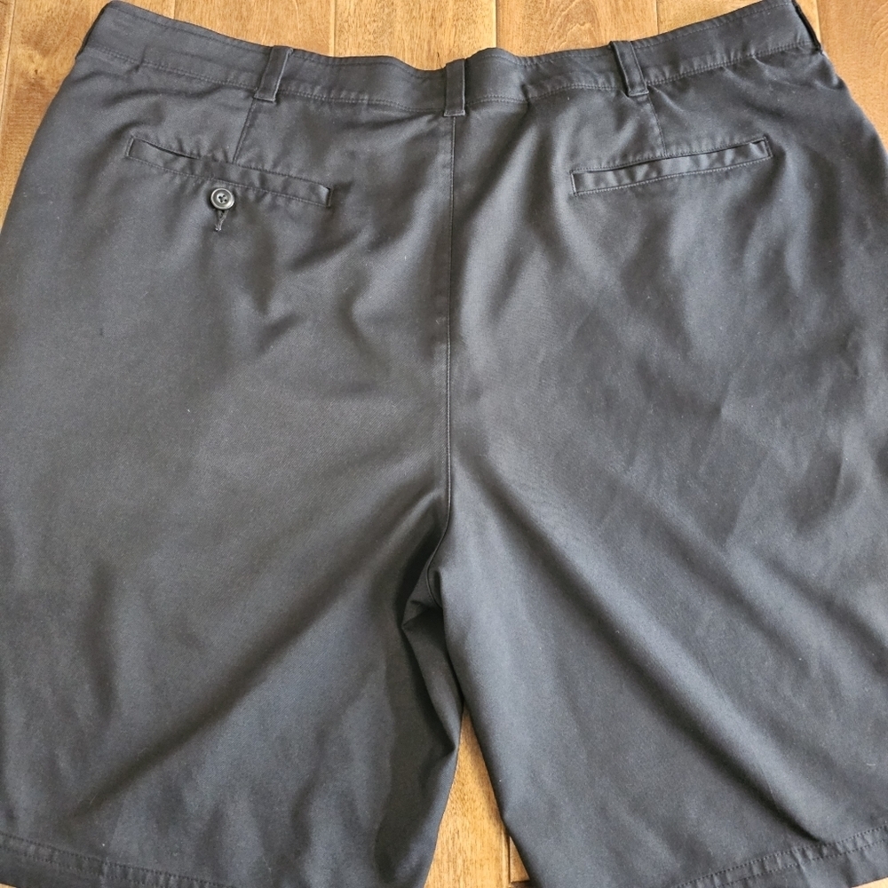 PGA Tour golf shorts size 42 - Picture 10 of 10